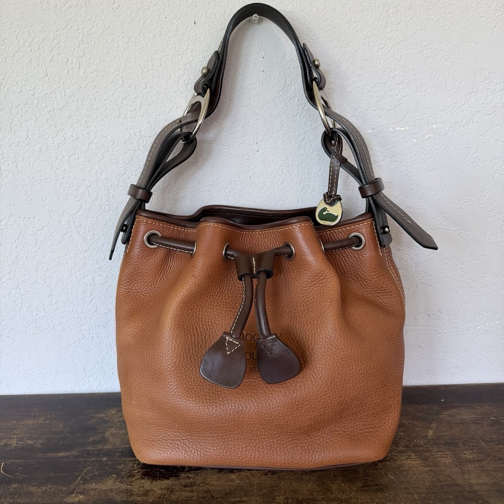 Vintage Dooney & Bourke Pebbled Leather Drawstring‎ Bucket Bag Caramel Brown